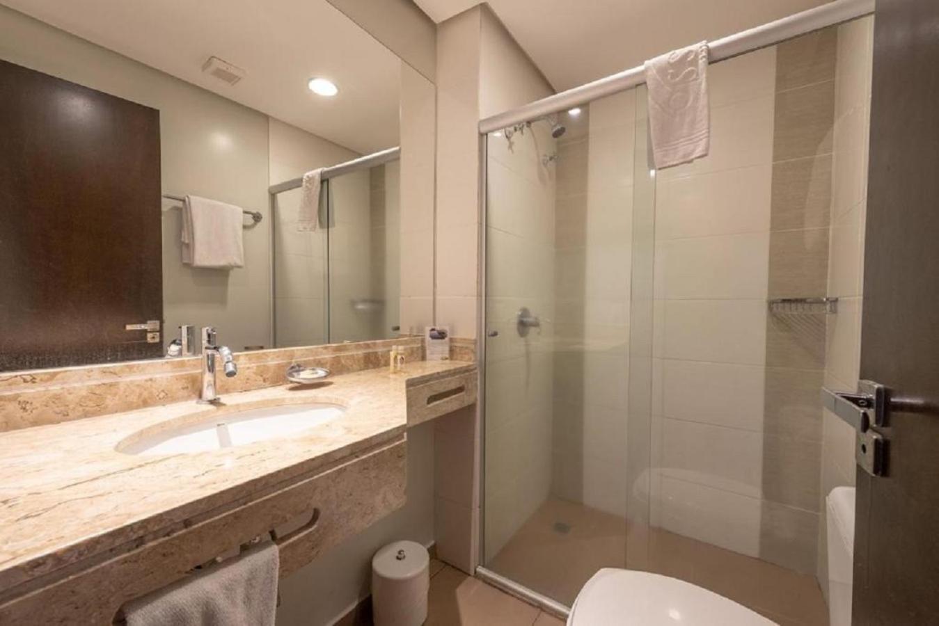 Quarto Superior Classe A com Cama Queen-size